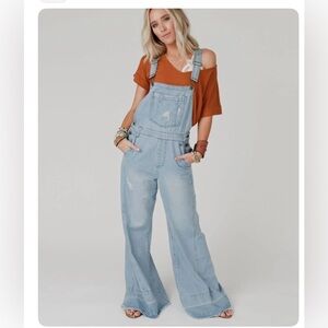 Milly distresssed overralls XL